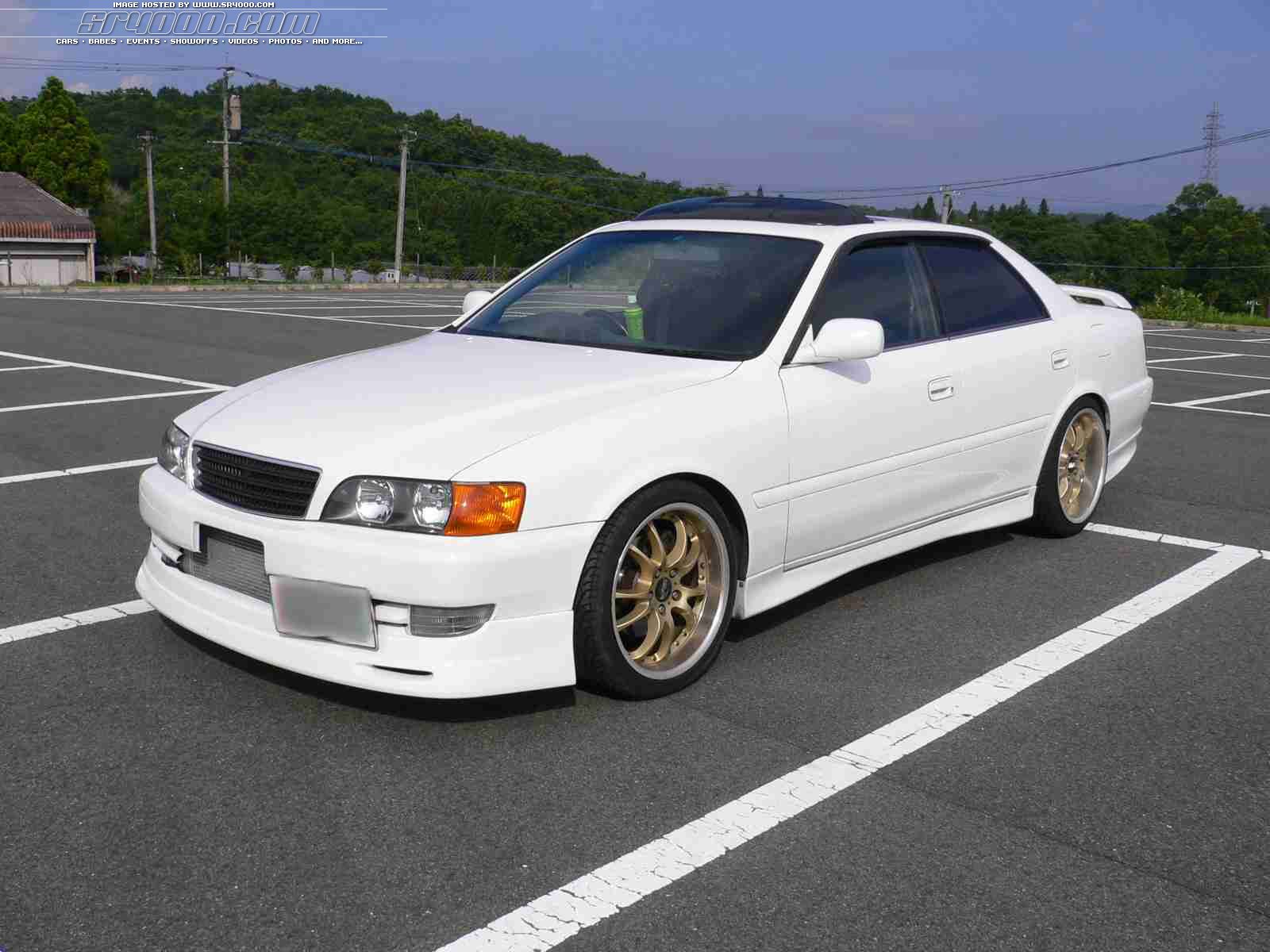 Toyota Chaser: 2 фото