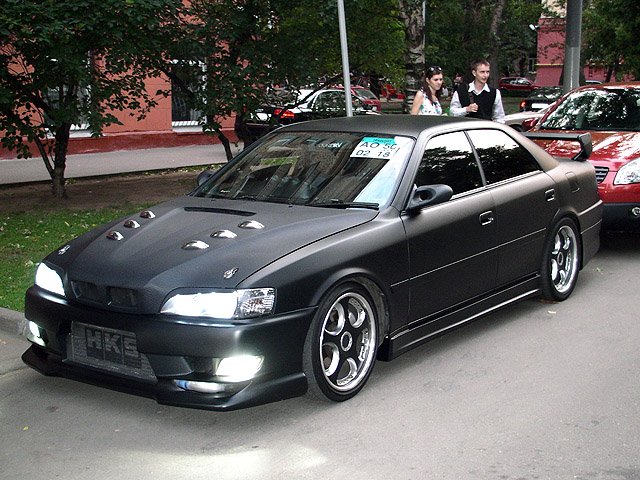 Toyota Chaser: 8 фото