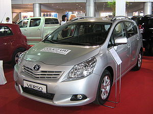 Toyota Verso: 3 фото