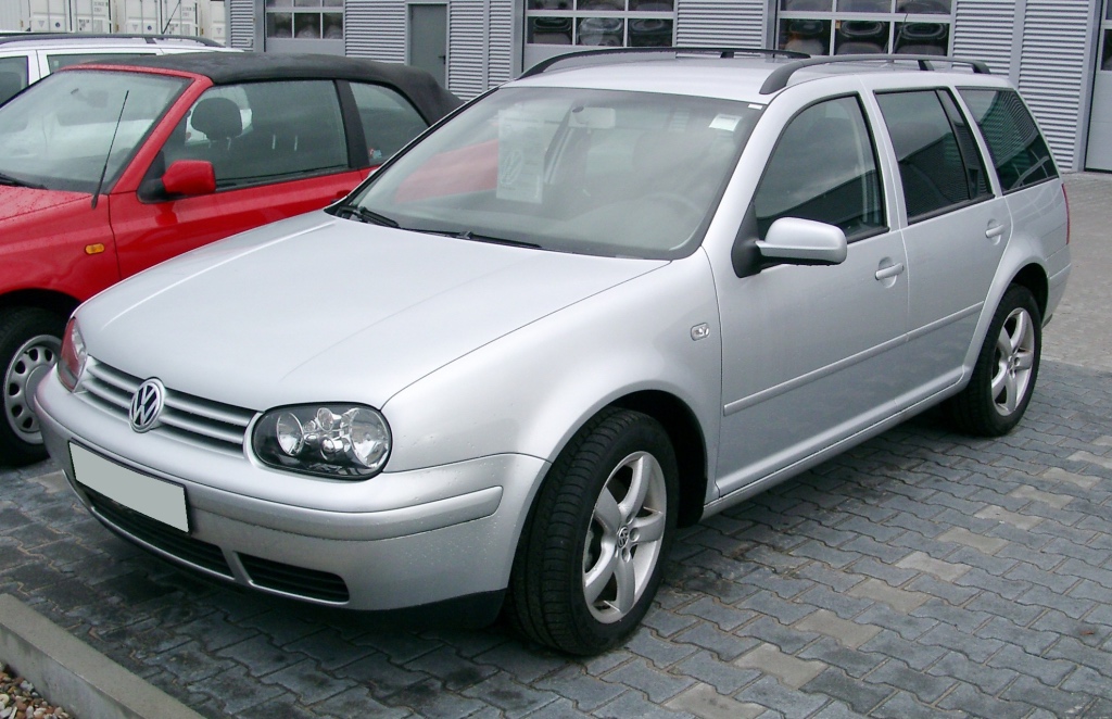 Volkswagen golf variant: 9 фото