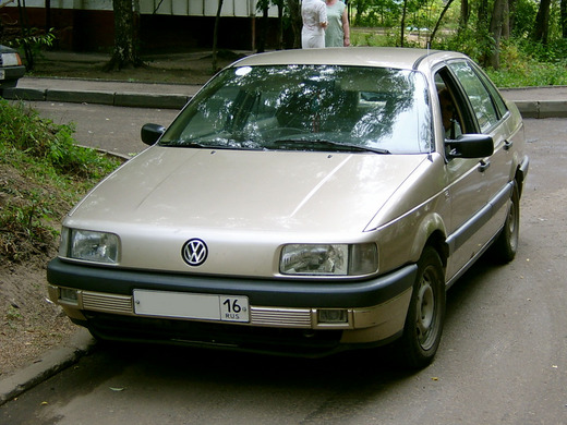Volkswagen Passat B3: 8 фото