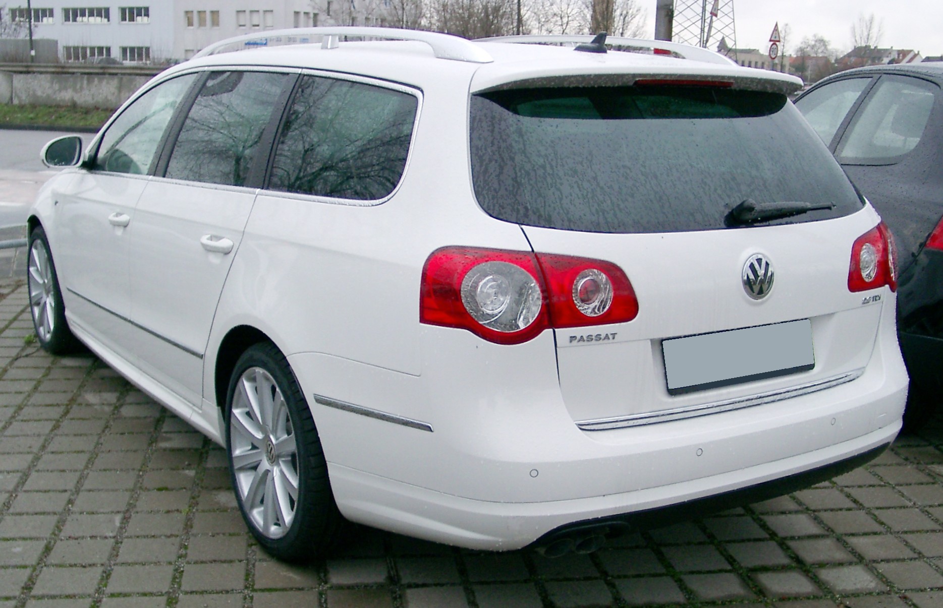 Volkswagen Passat Variant: 10 фото