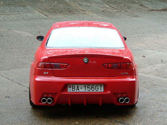 Alfa Romeo 156 GTA: 8 фото