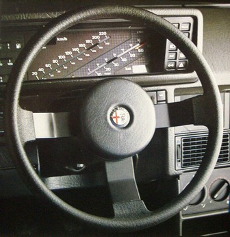Alfa Romeo 90: 2 фото