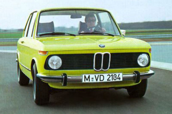 BMW 1502: 8 фото