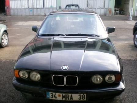BMW 518i: 2 фото