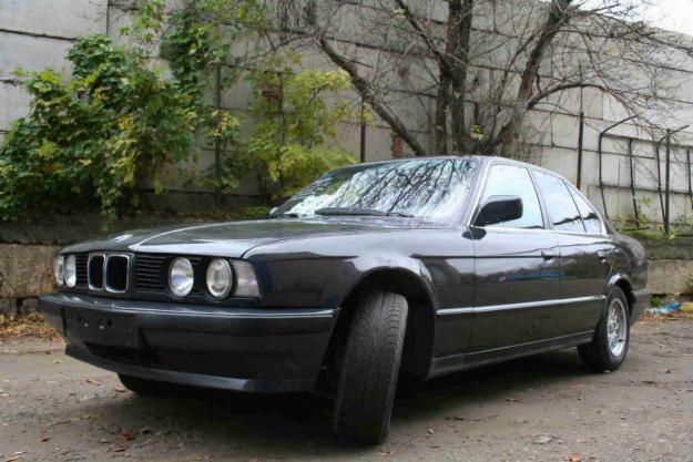 BMW 520i: 1 фото