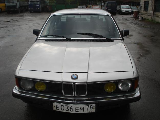 BMW 728i: 5 фото