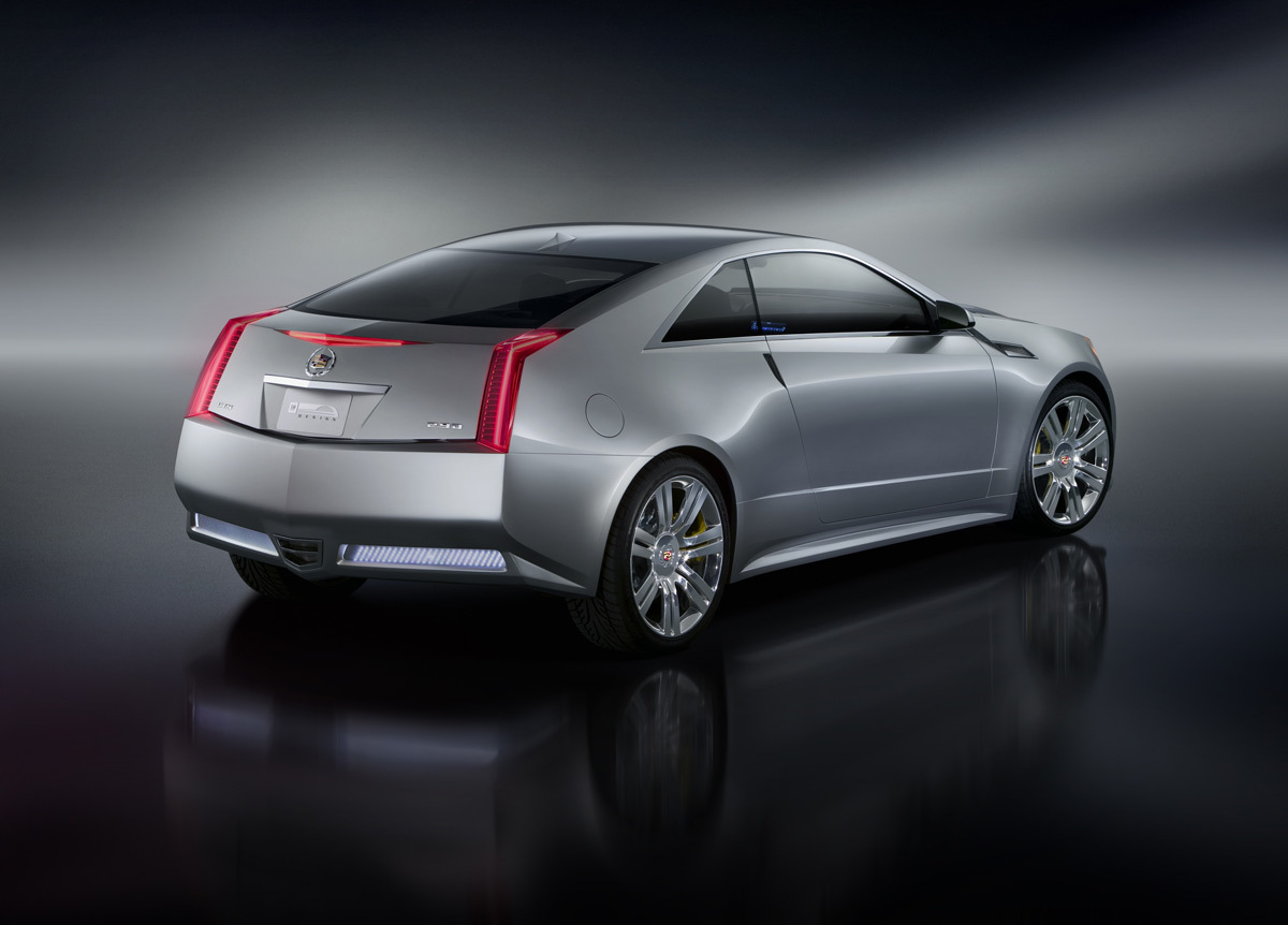 Cadillac CTS Coupe: 11 фото