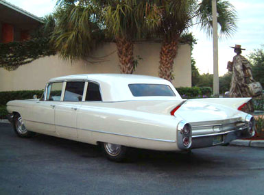 Cadillac Fleetwood Limousine: 8 фото