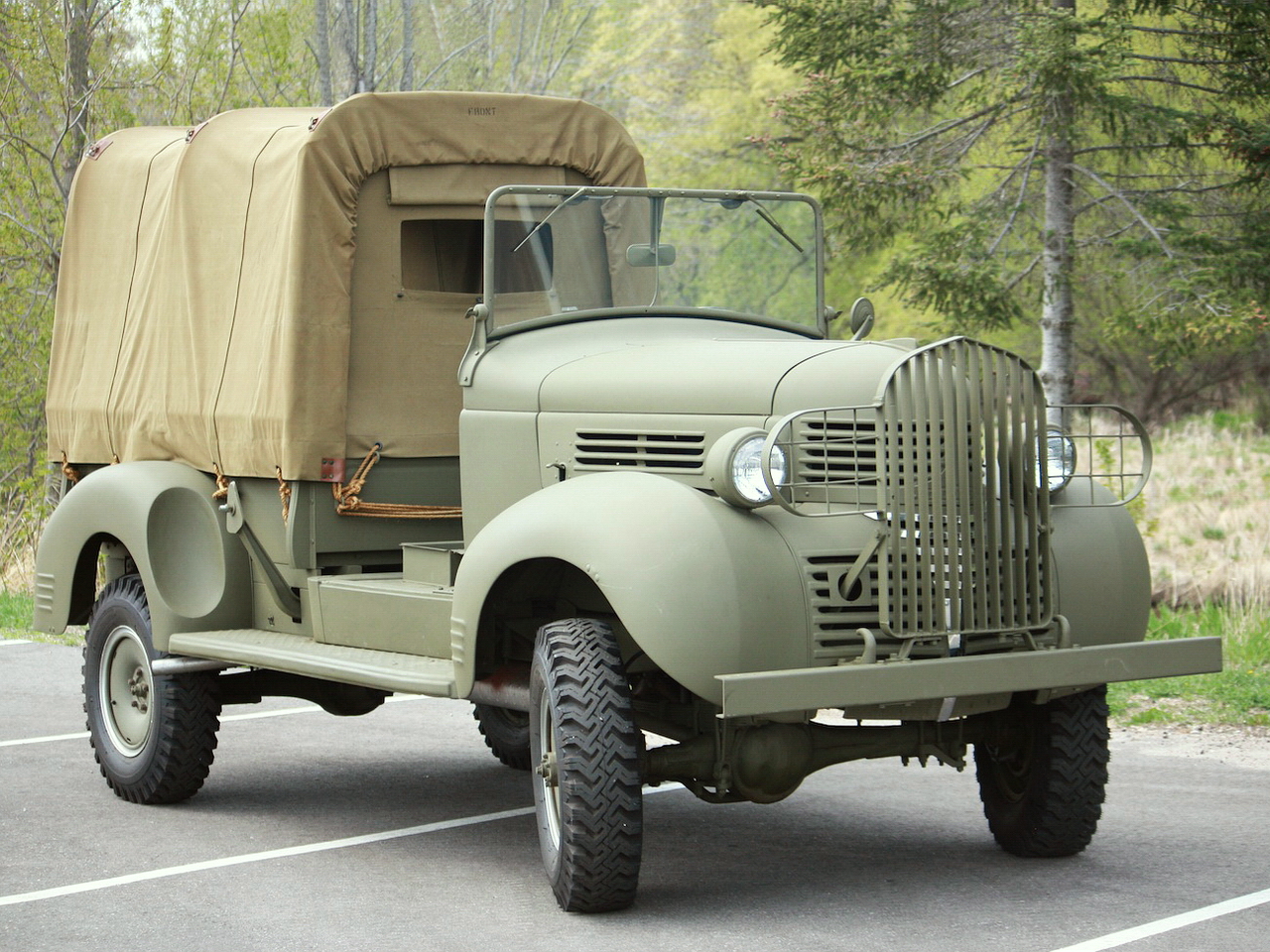 Автомобили второй войны. Dodge Truck 1940. 1939 Dodge Truck. Opel Blitz 1940. Додж военный грузовик.