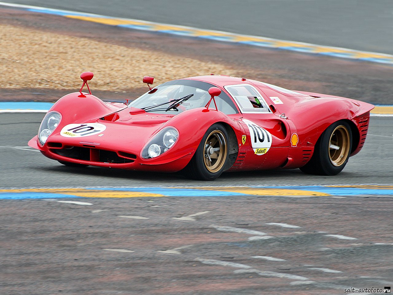 Ferrari 412: 6 фото