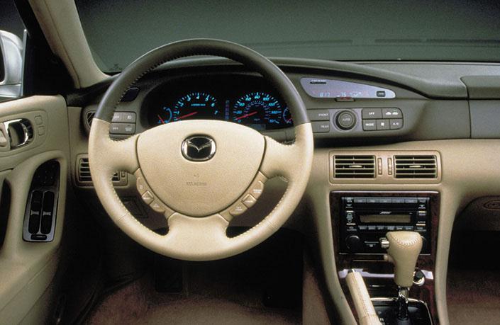 Mazda Millenia: 9 фото