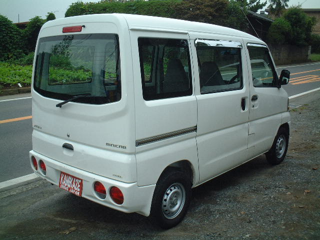 Mitsubishi Minicab: 4 фото