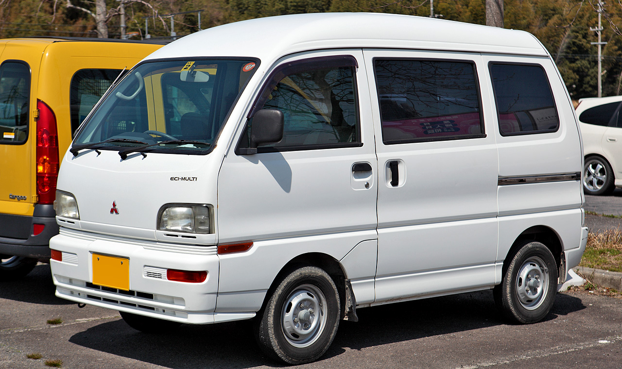 Mitsubishi Minicab: 9 фото