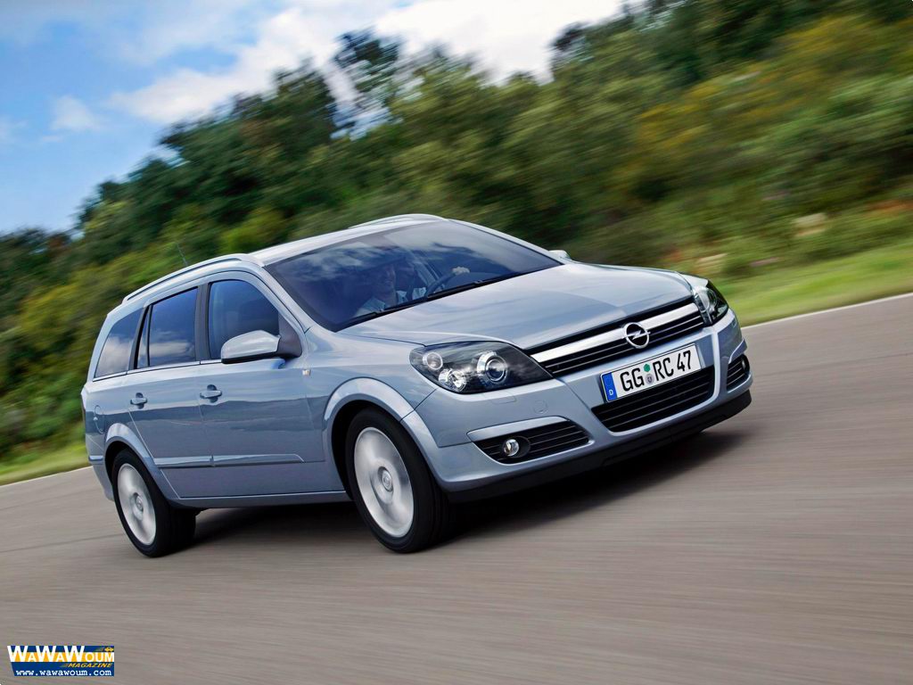Opel Astra Caravan: 5 фото