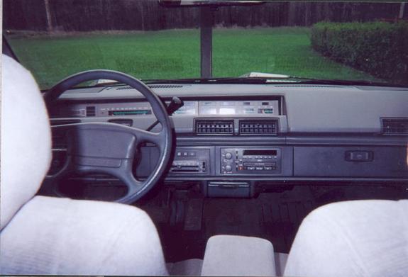 Pontiac 6000: 7 фото