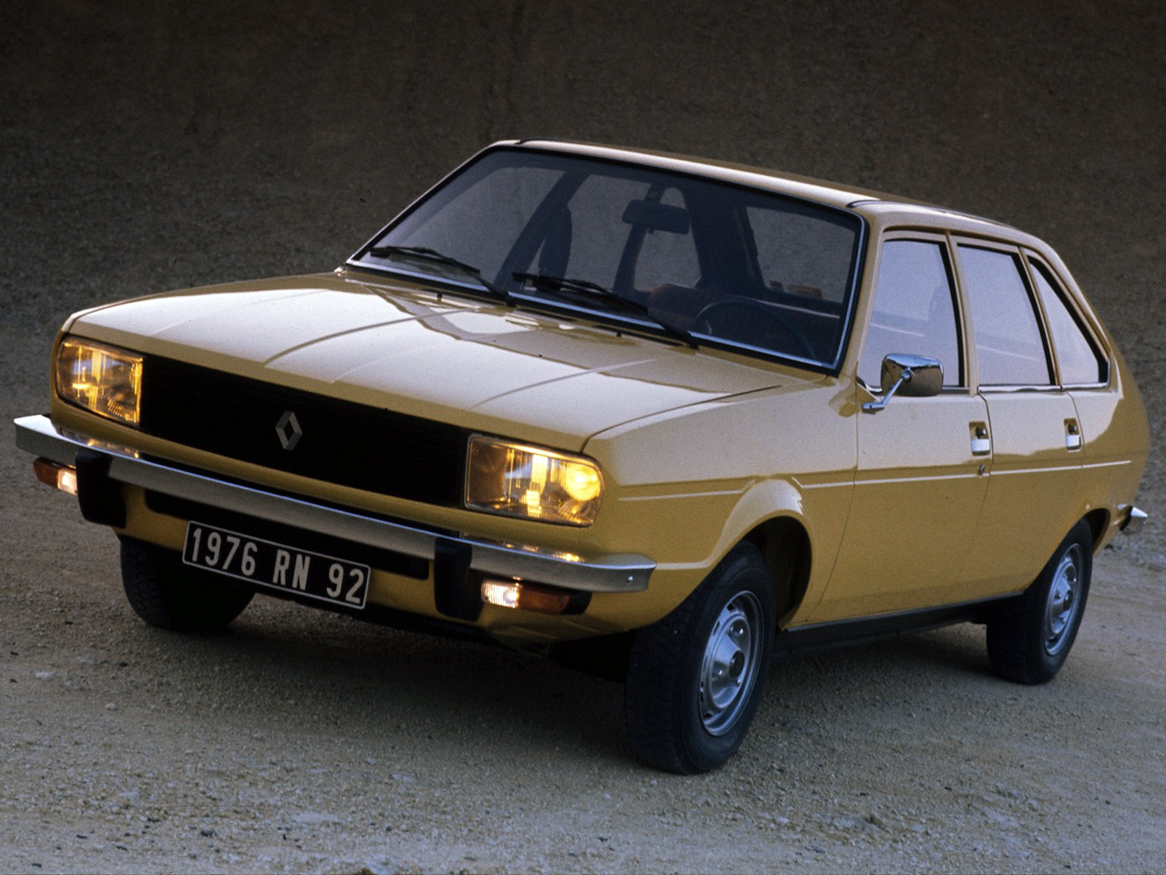 Renault 20: 8 фото