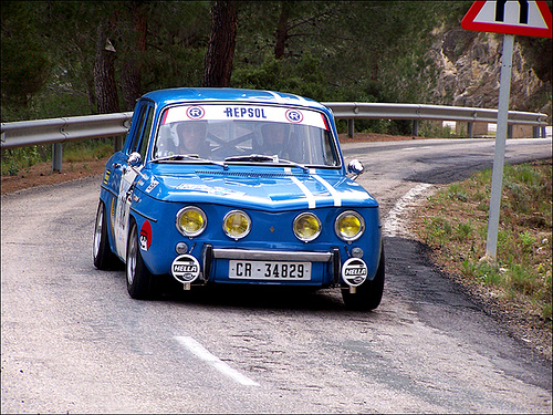 Renault 8: 9 фото