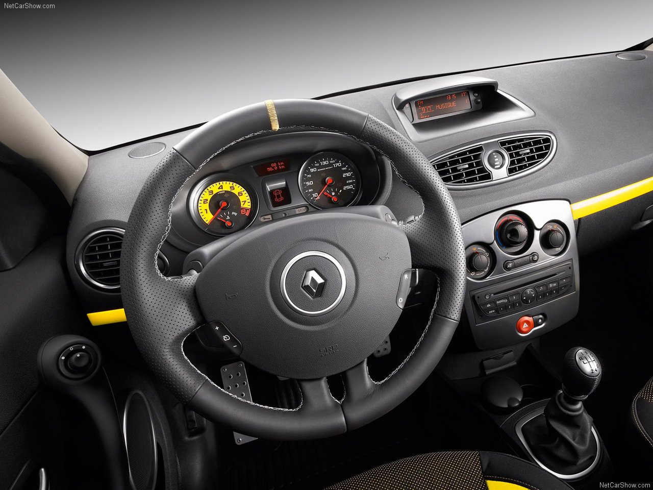 Renault Clio RS: 1 фото