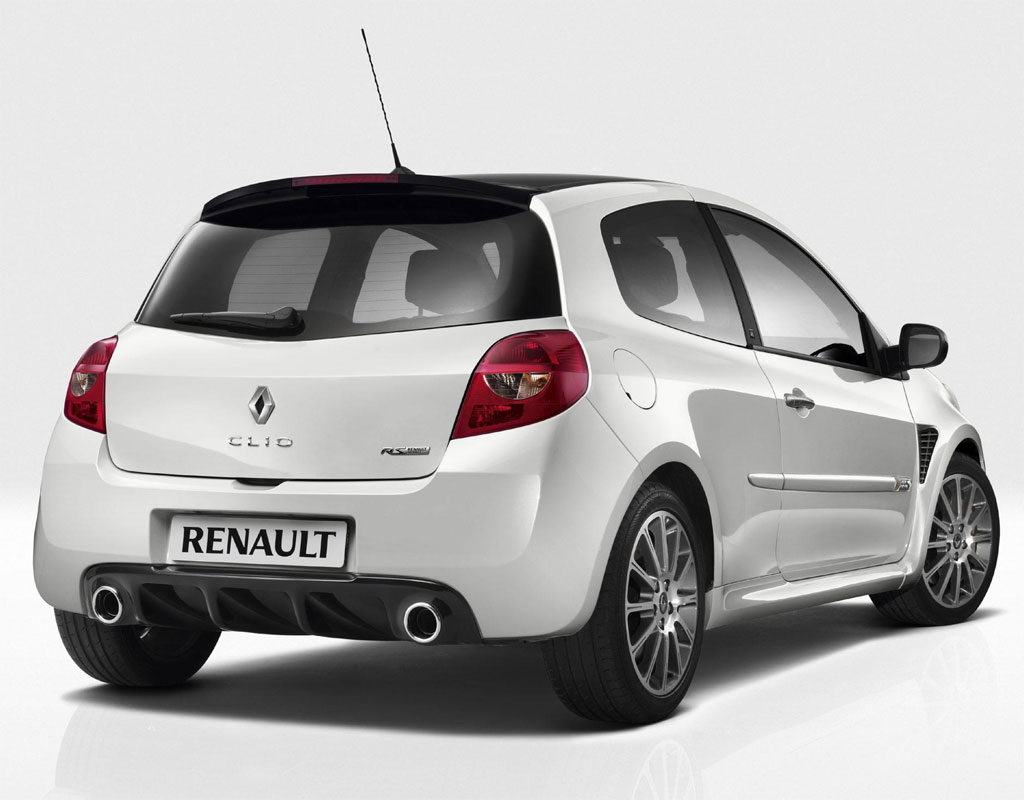 Renault Clio RS: 8 фото