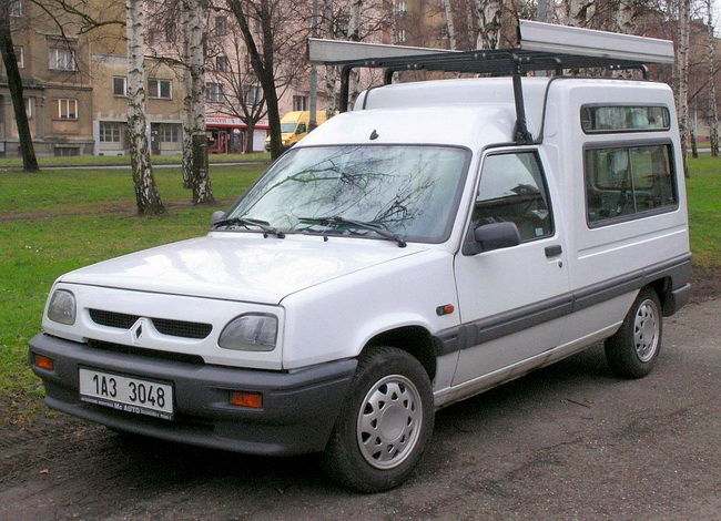 Renault Rapid - 650 x 470, 04 из 14