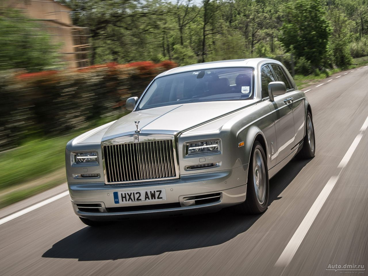 Rolls-Royce Phantom: 2 фото