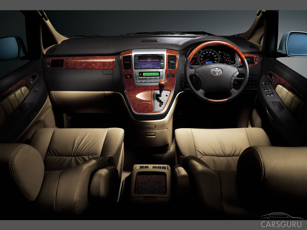 Toyota Alphard: 5 фото
