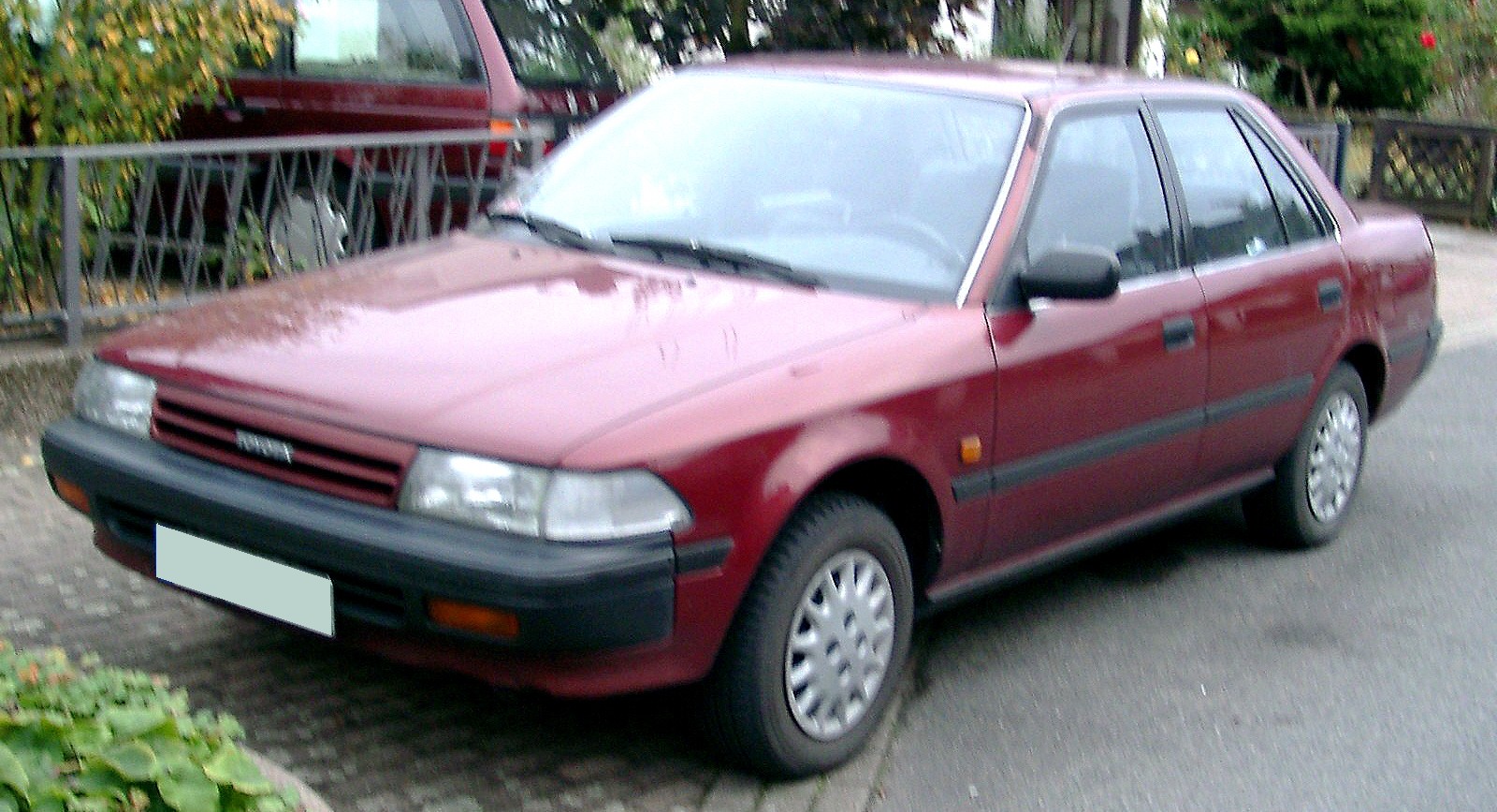 Toyota Carina II - 1600 x 868, 01 из 17