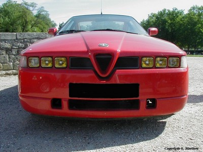 Alfa Romeo SZ: 11 фото