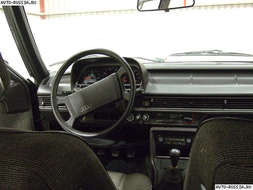 Audi 100 C2: 7 фото