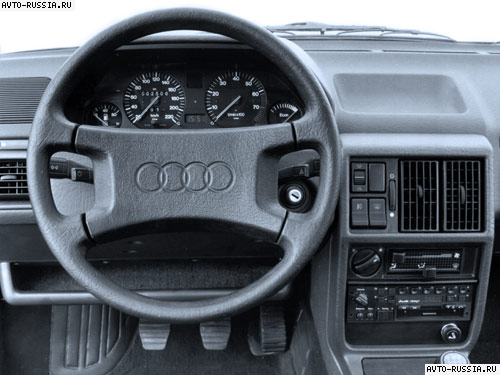 Audi 100 C3: 08 фото