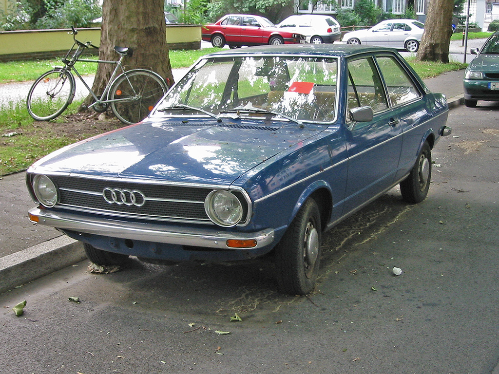 Audi 80 B1: 2 фото