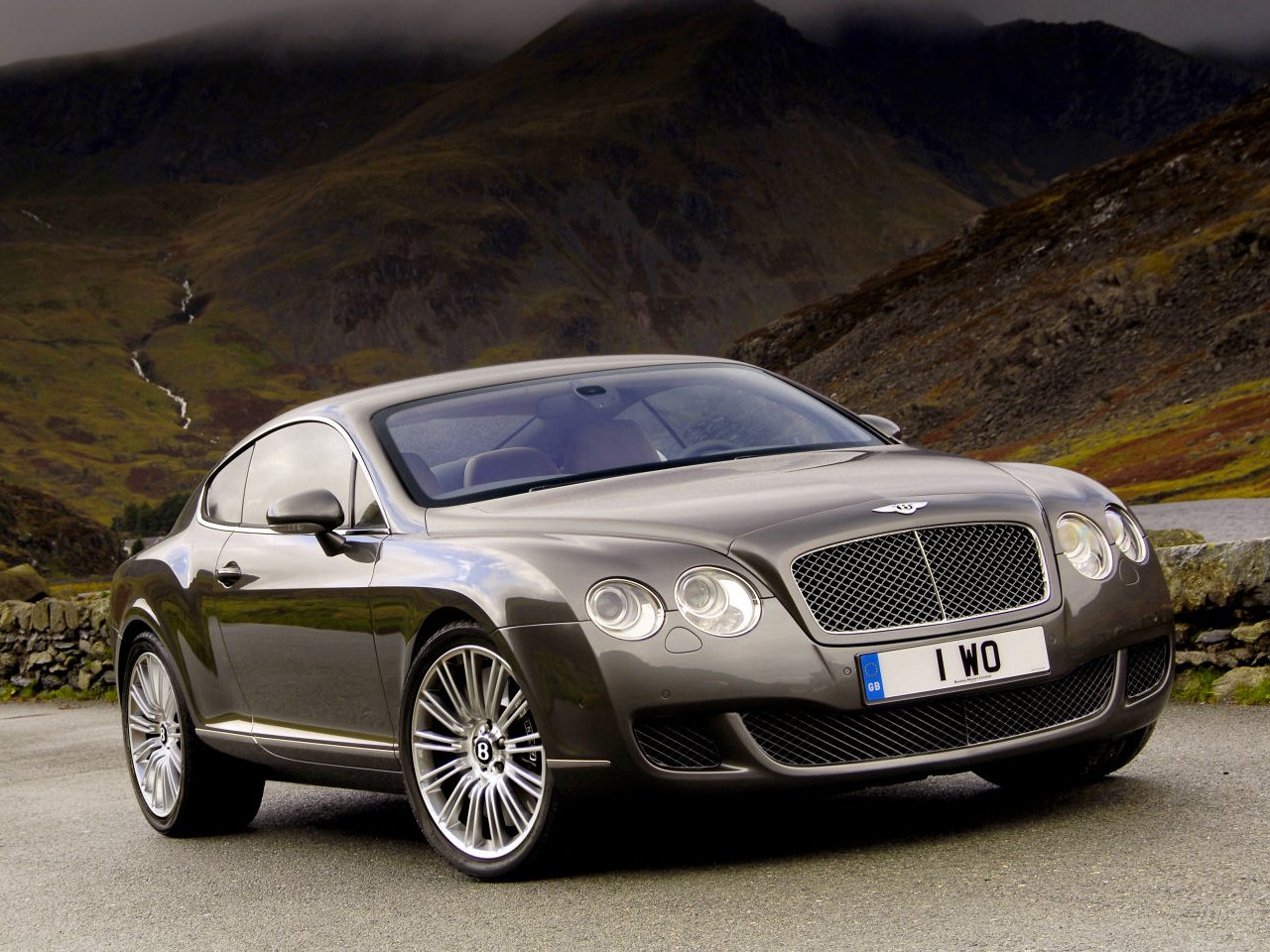 Bentley Continental: 01 фото