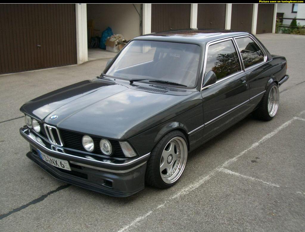 BMW 3-series E21: 11 фото