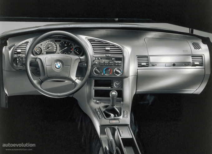 BMW 3-series E36: 01 фото