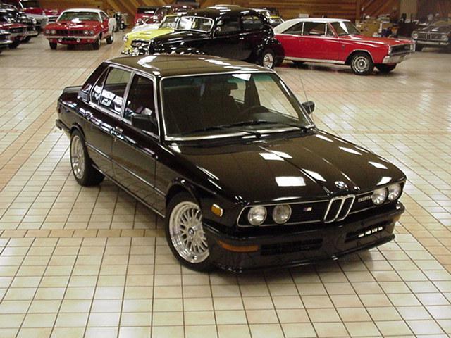 BMW 5-series E12: 02 фото