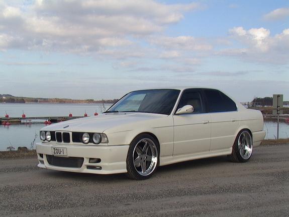 BMW 5-series E34: 01 фото