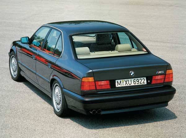 BMW 5-series E34: 05 фото