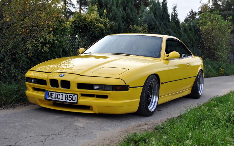 Характеристики BMW 850: 12 фото