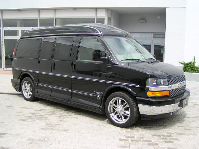 Chevrolet Express - 640 x 480, 03 из 18