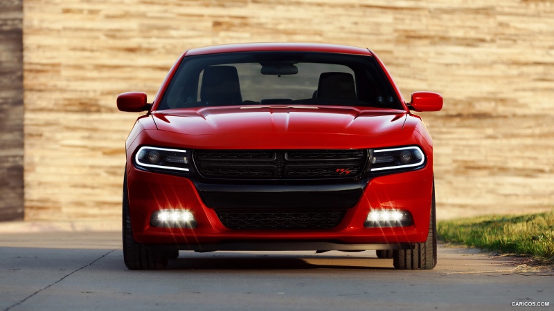 Dodge Charger 2015: 10 фото