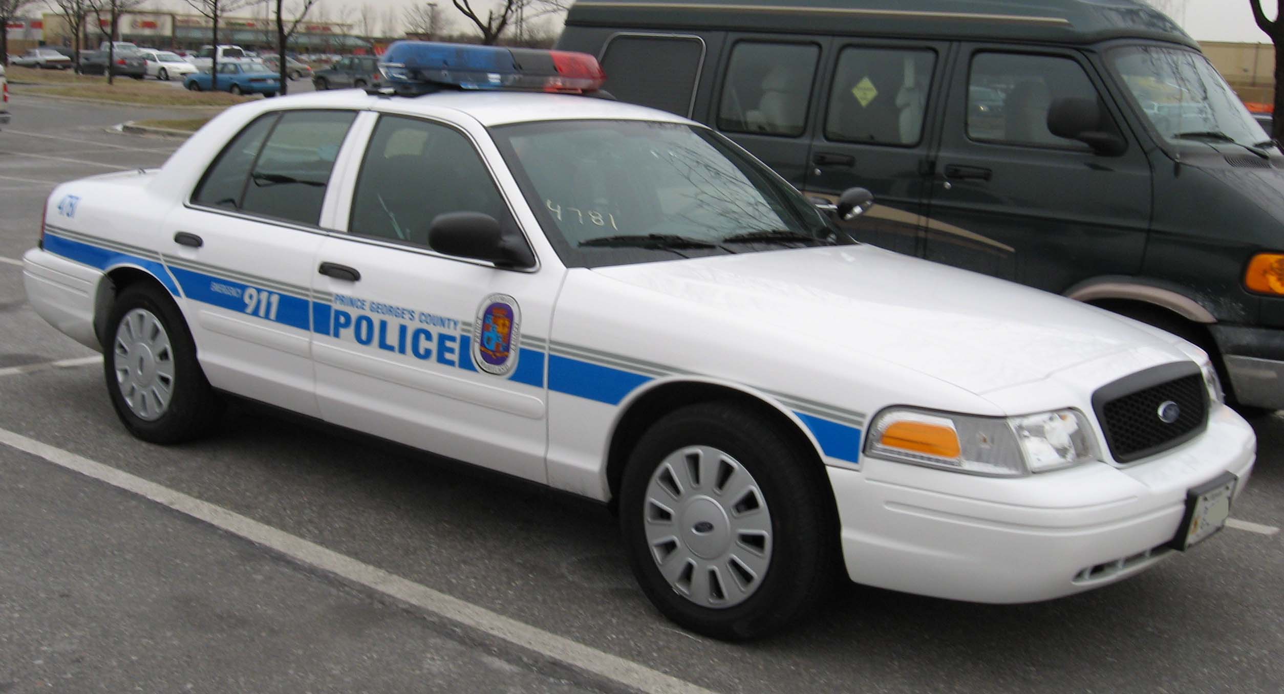 Ford Crown Victoria: 03 фото