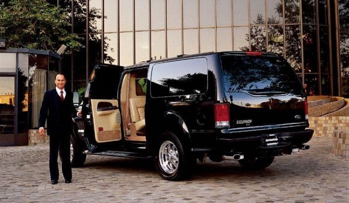 Ford Excursion - 700 x 408, 11 из 16