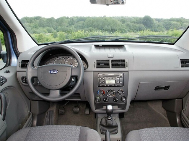Ford Tourneo Connect: 1 фото