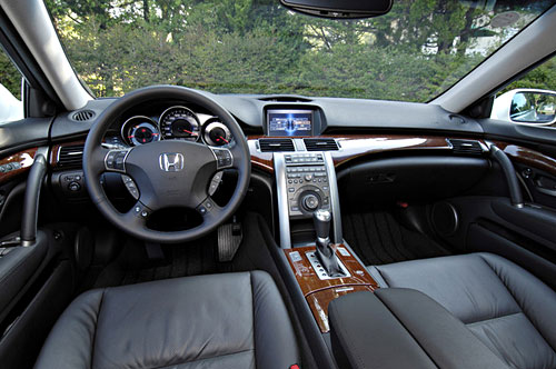 Honda Legend I: 11 фото