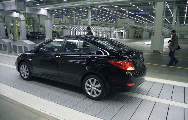 Hyundai Solaris - 650 x 416, 01 из 18