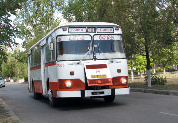 ЛиАЗ 677 - 600 x 414, 06 из 14