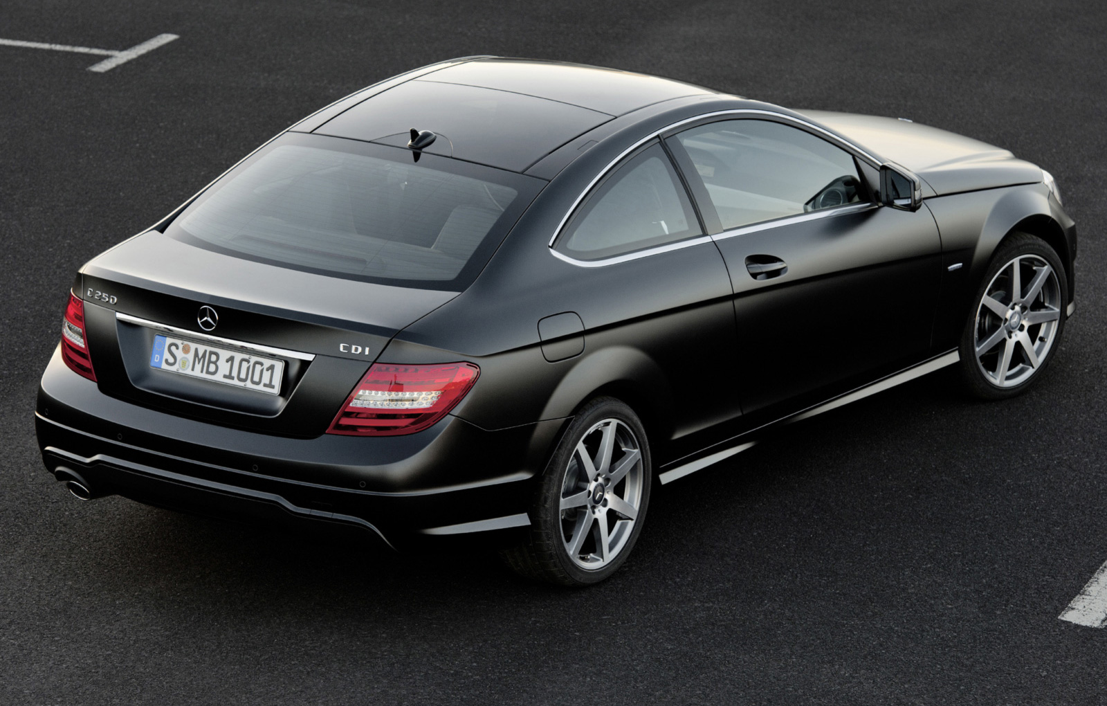 Mercedes C-class Coupe: 7 фото