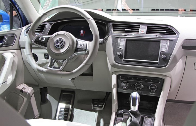 Новый Volkswagen Tiguan 2016: 05 фото